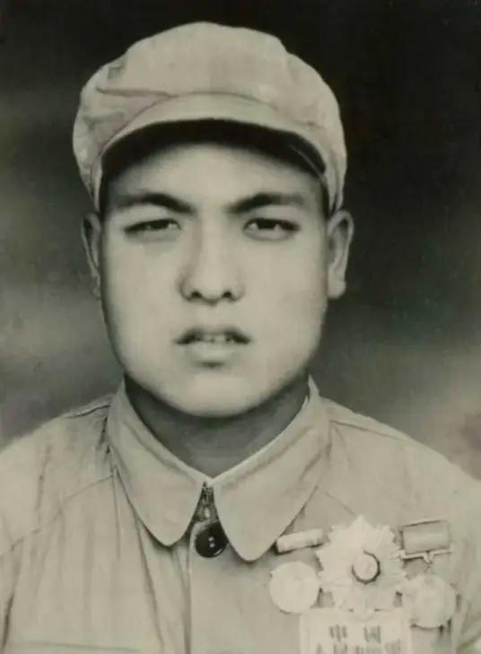 1953年，朝鲜战争结束，记者采访美军最高指挥官麦克阿瑟。有人问了他一个问题：整