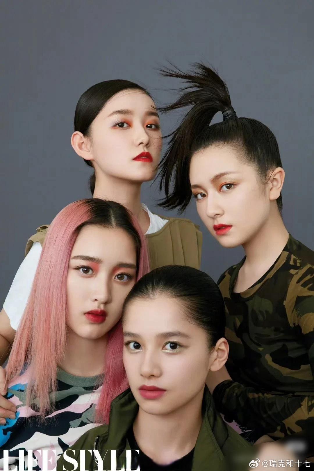 说到群封不得不让人想起2019年的一张，不备注谁能认出来是：张婧仪、李兰迪、邓恩
