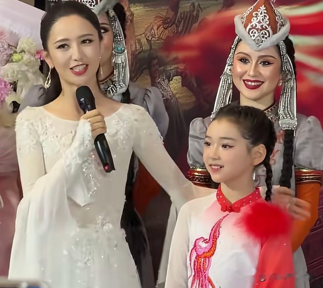 谁也没想到！佟丽娅舞剧的“隐藏彩蛋”，居然是董璇女儿？6月12日，佟丽娅领衔的