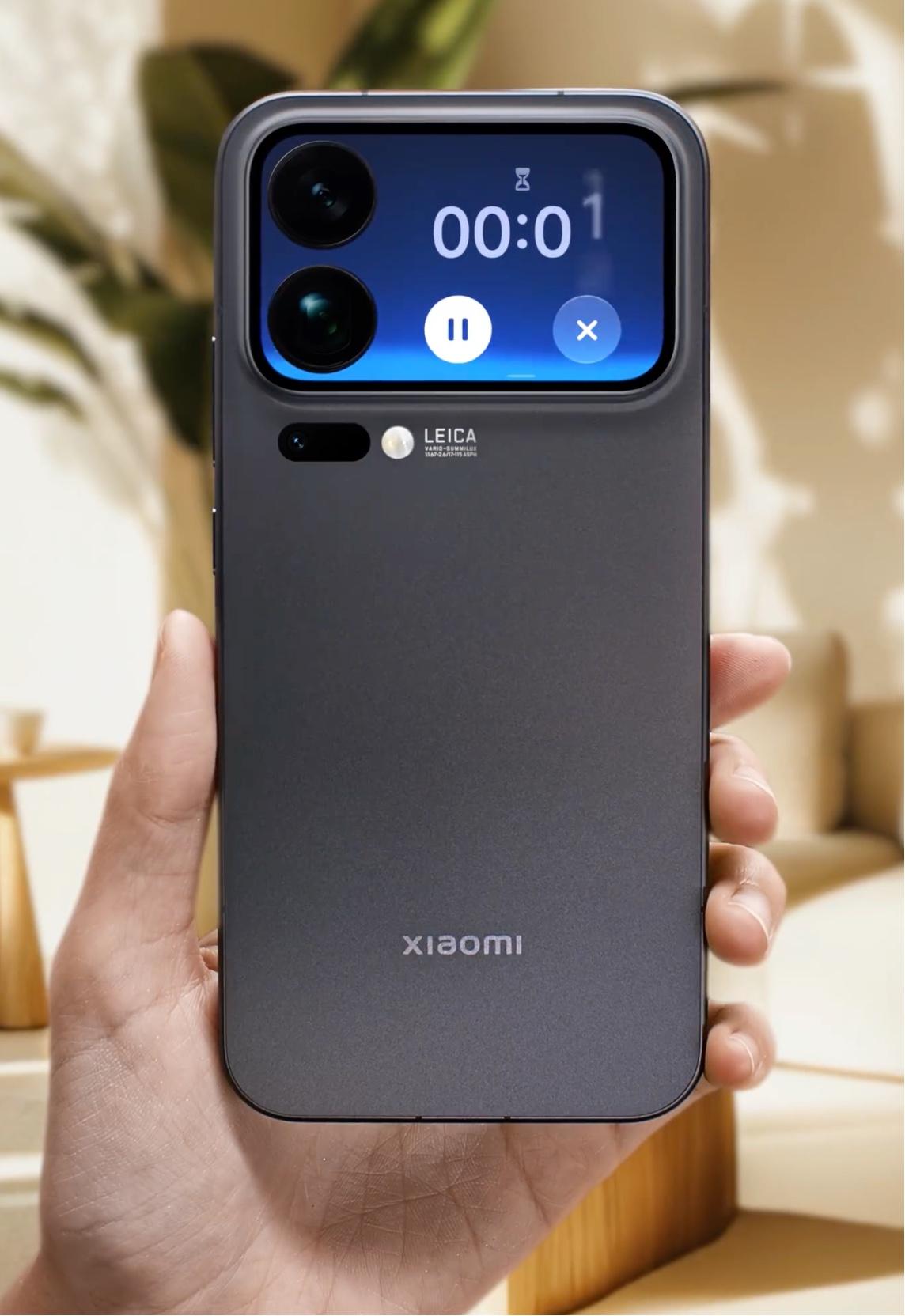 小米17Pro系列背屏功能，看着和小米MIXFlip2外屏功能一样
