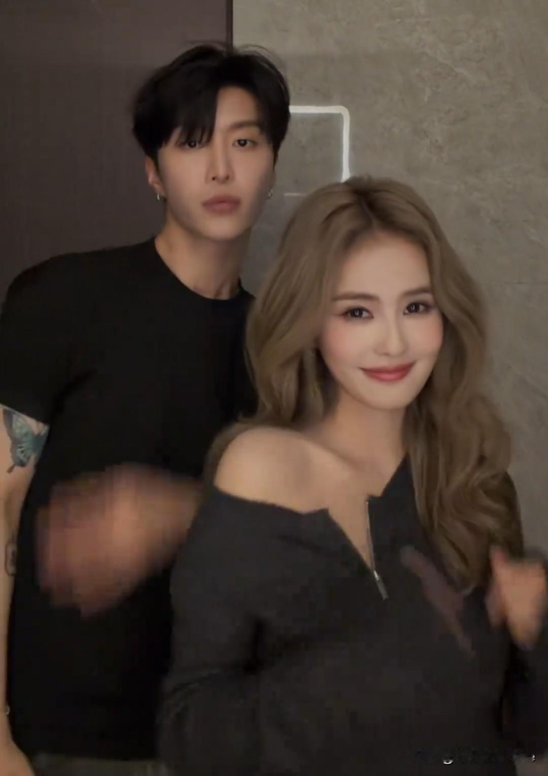 11月10日，范丞丞和白鹿合体拍了一段跳舞视频，点赞超346万，评论9.8万，收