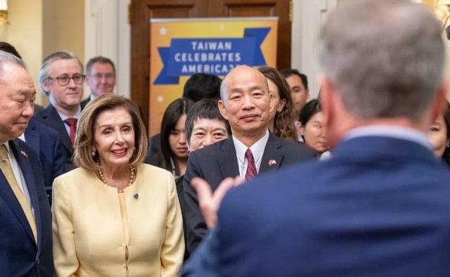 没谈成，台湾尴尬了！ 台湾一行人兴冲冲奔赴美国，本以为能带回点什么成果，结果