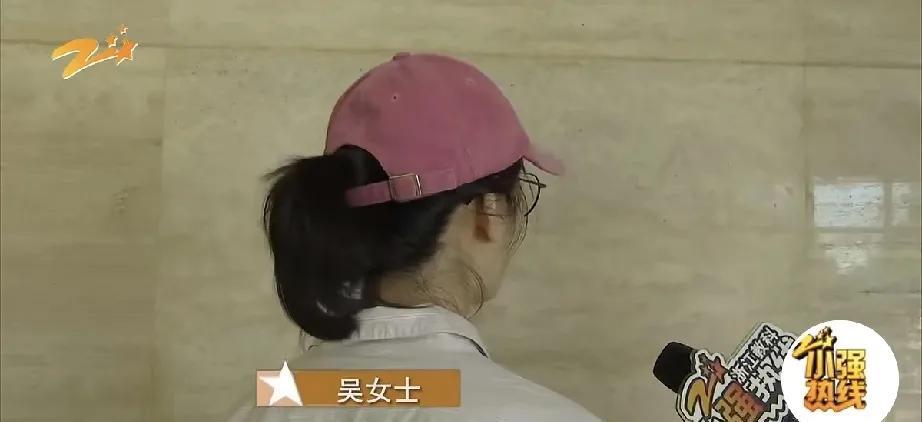 2025年7月3日，小强热线报道，一女子生产后，需要人照顾，请来月嫂到家照顾宝宝