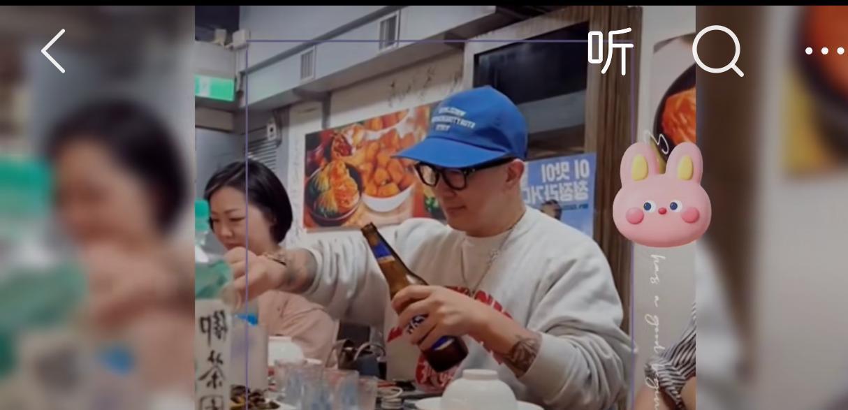 大S买的不是爱情，是顶级的情绪私教。镜头前，他是台北的二十四孝老公，喂虾、披衣