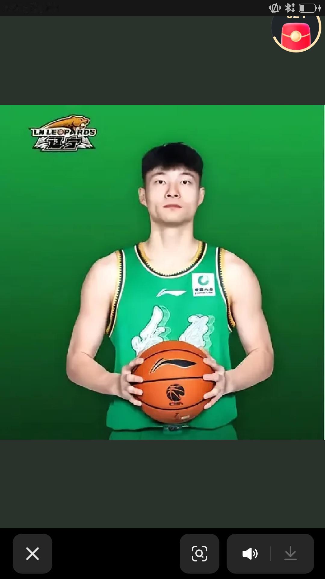 据辽媒报道，8月27日辽宁男篮俱乐部经过与鄢守琦沟通，放弃执行最后一年+1选项，