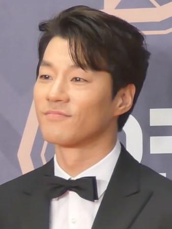 李立群：“我这套陆家嘴的房子，是2002年买的，当时总价700多万。那时候根本拿
