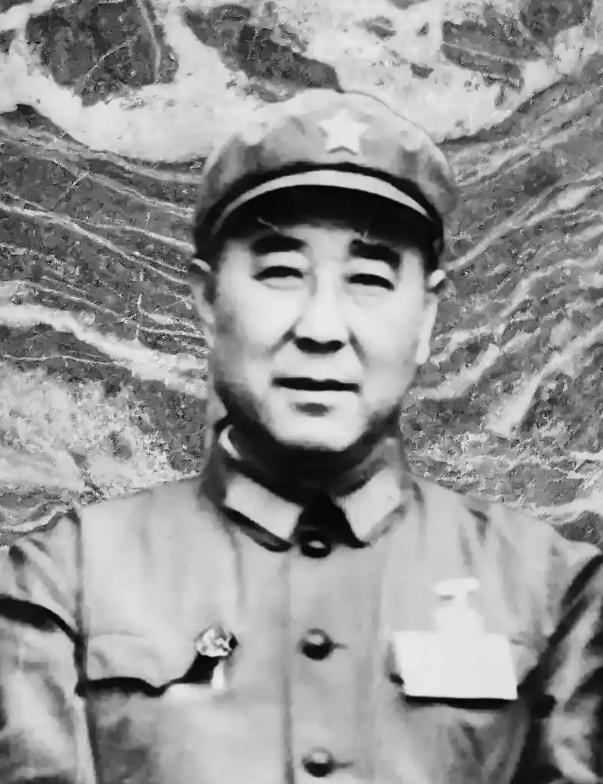 刘子波备受争议的部分，源于他在1984年“老山穿插战”中的一个决策。战前，他力排