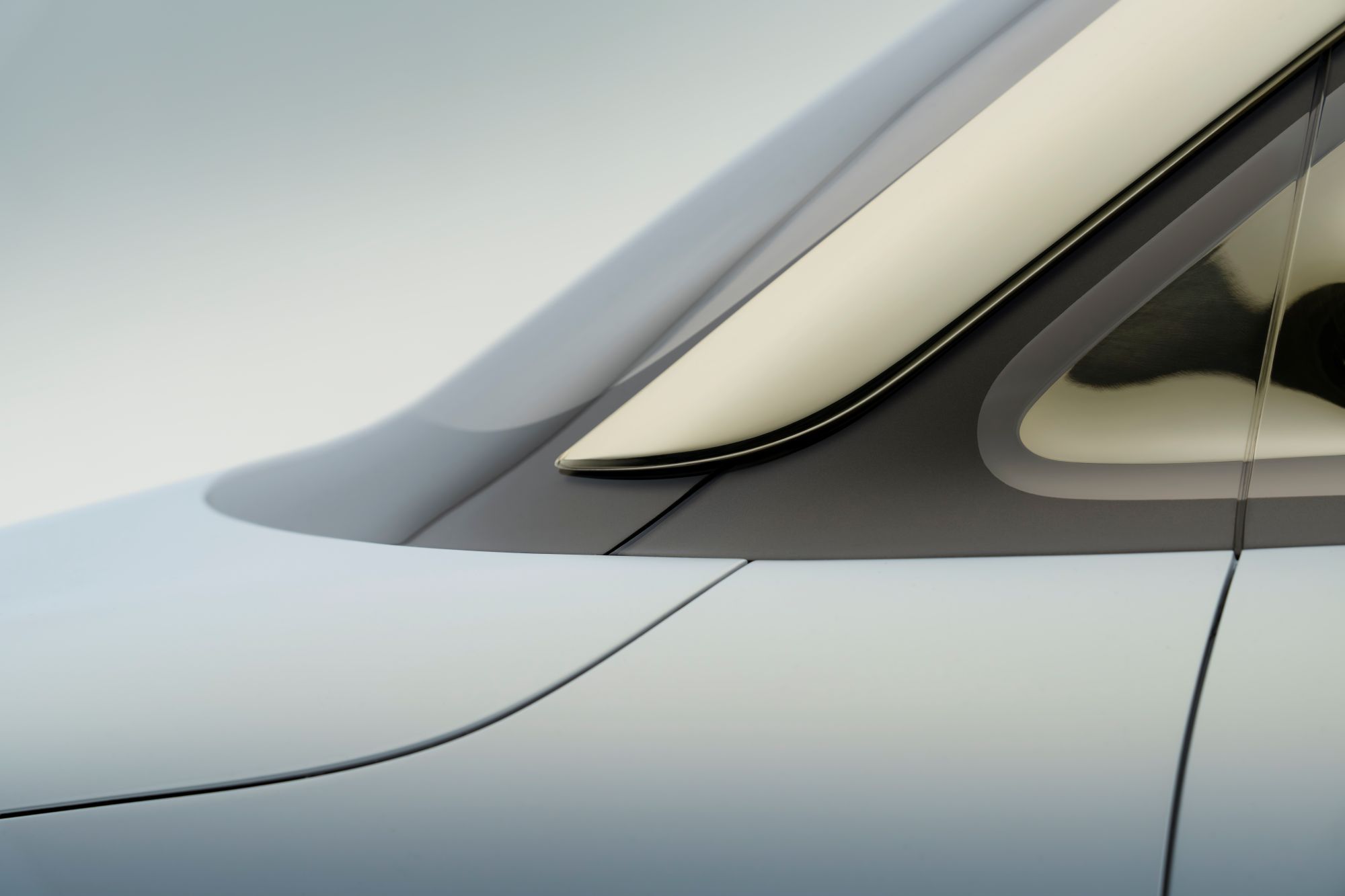 将于4月22北京车展亮相的smart2，设计展示聪明的概念车保留了流行的都