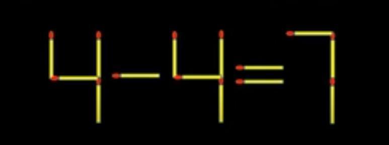 在这组由火柴棒组成的“4-4=7”等式中，规定只能移动一根火柴棒，