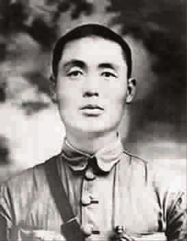 董振堂是最被低估的我军将领！31年底董振堂赵博生领导的宁都起义，一下使中央红军