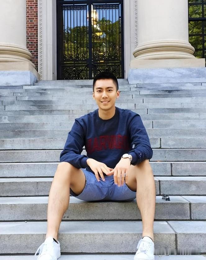 福建18岁考生拒绝保送清华，校长骂他：“太狂妄！”后来到了高考冲刺前100天，他