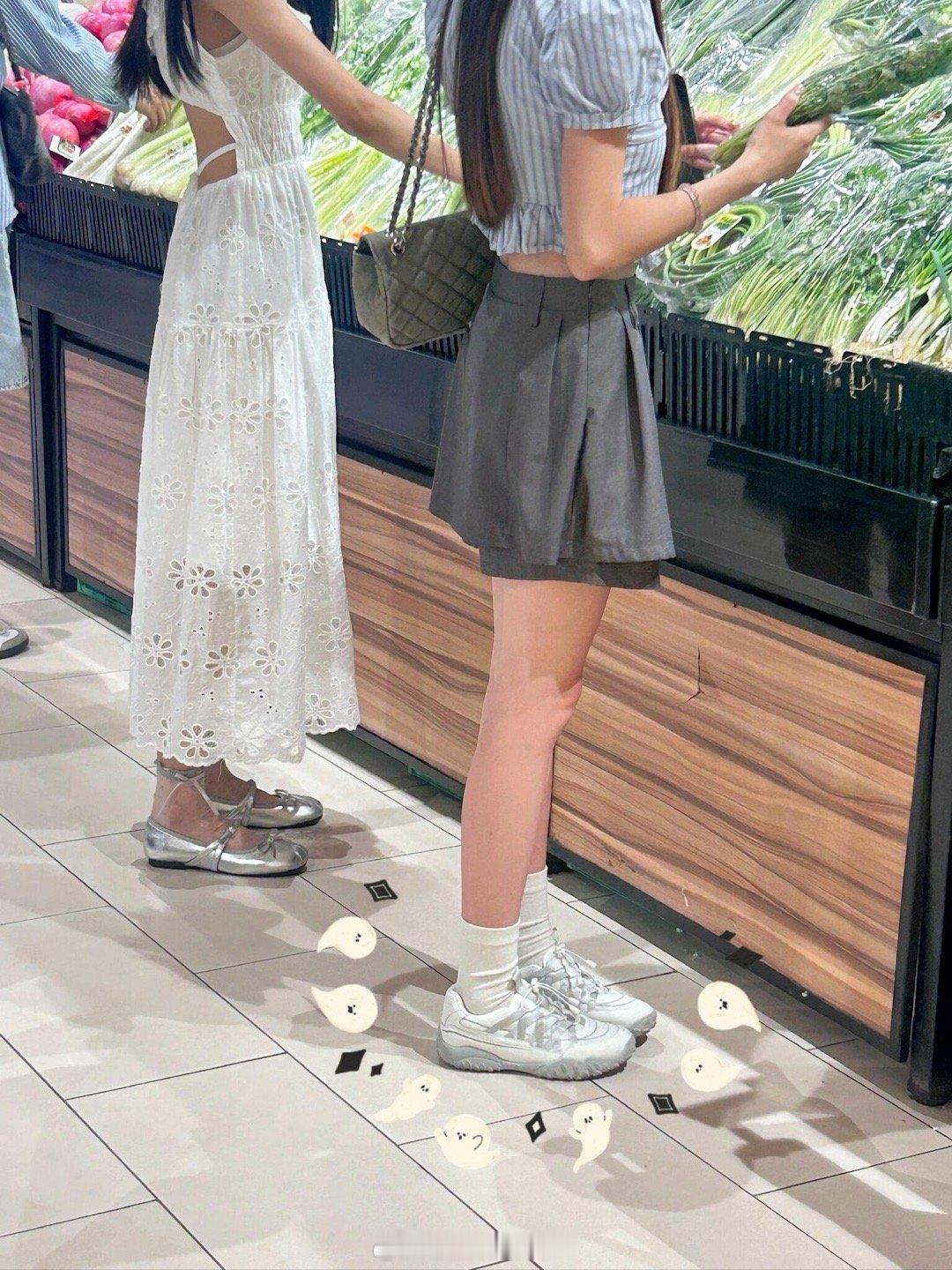 超市看到的….不知道该不该说。。。我真的好喜欢啊啊啊!逛街的时候一眼就看中了小姐