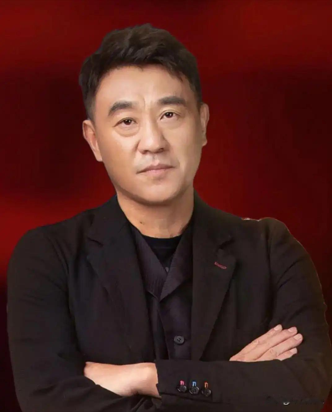 1997年，何冰遇到了多年未见的女同学李海洋，女同学说：“我都29了，嫁不出去了