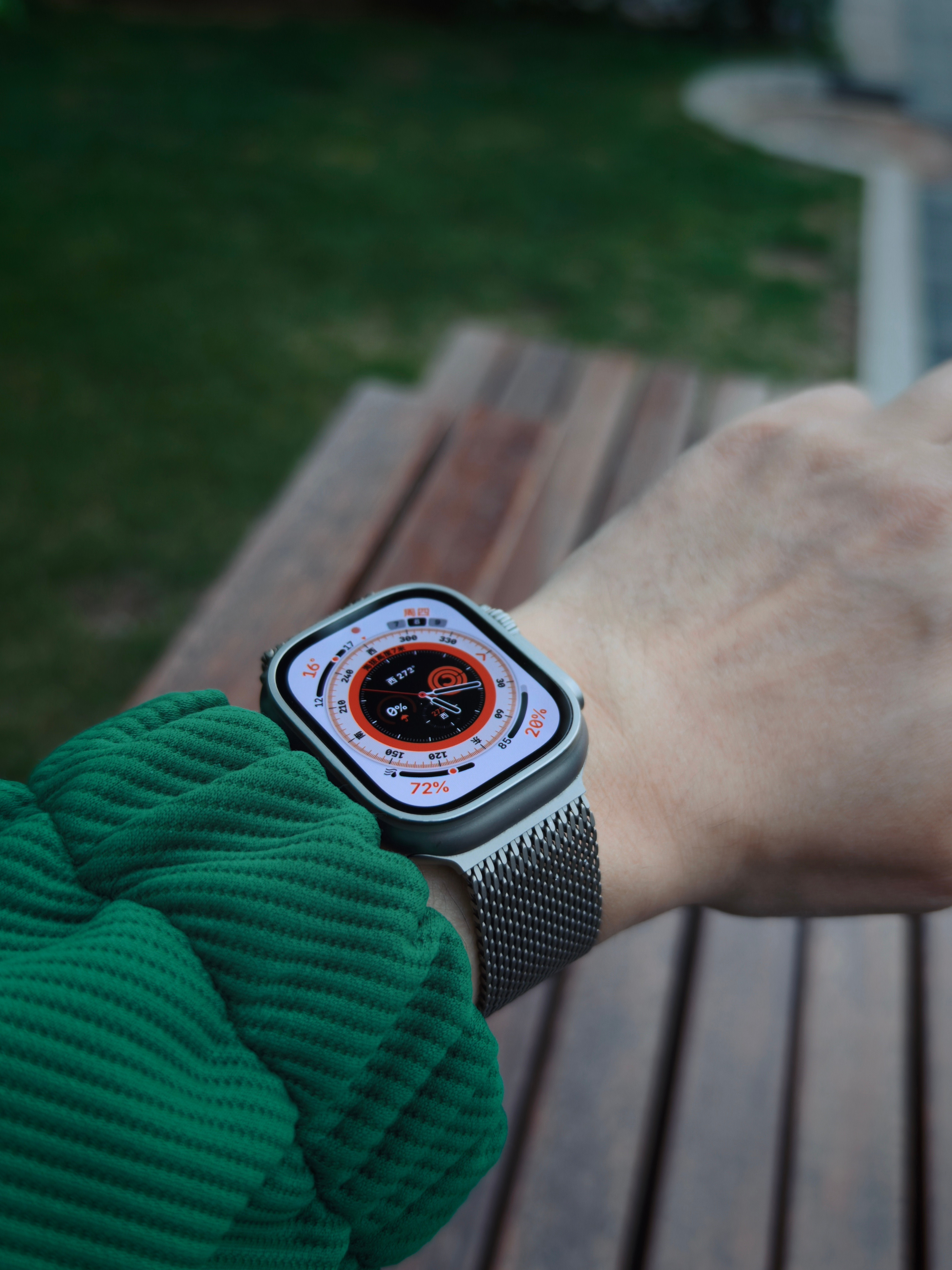 AppleWatchUltra的表盘还是太少了，换来换去就那么几个好看的。