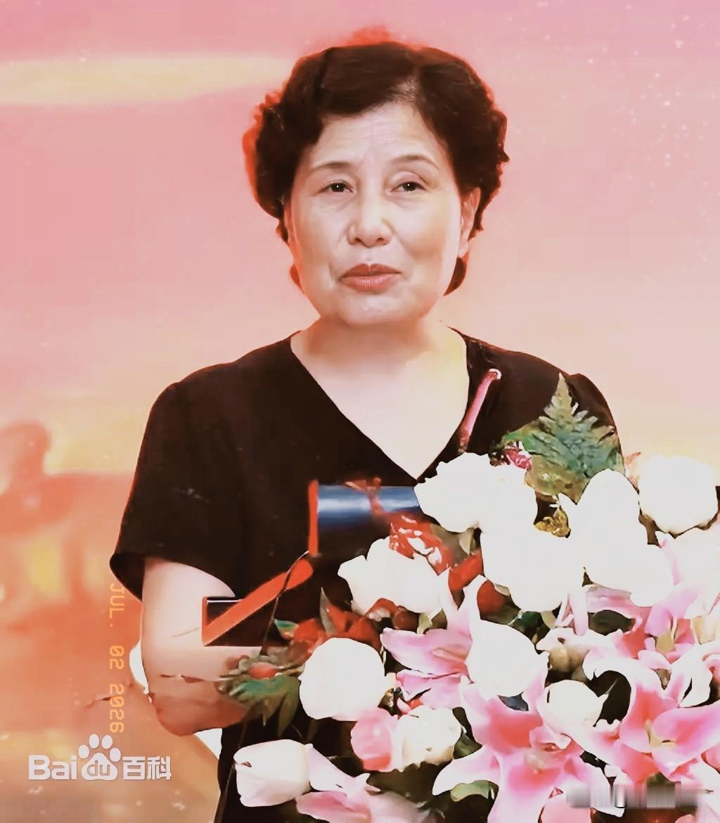 原桂林市长，自治区副主席袁凤兰袁凤兰，女，汉族，1942年生于陕西临潼，给排水