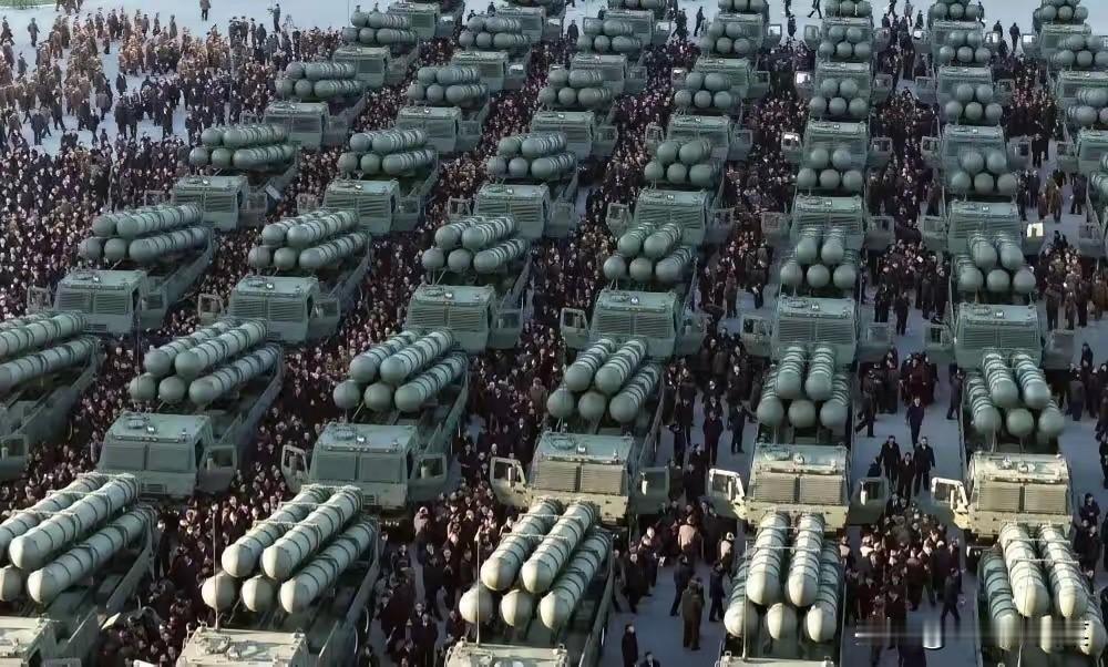 不得不承认，朝鲜这种展示军事实力的方式，效果是立竿见影的！​朝鲜将这款新型6