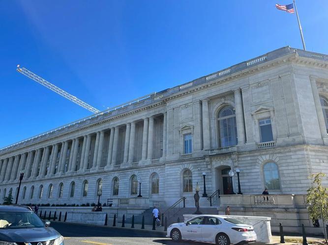 炸锅！美军要500亿追加预算，国会敢不给？美军中东行动4天烧110亿美元