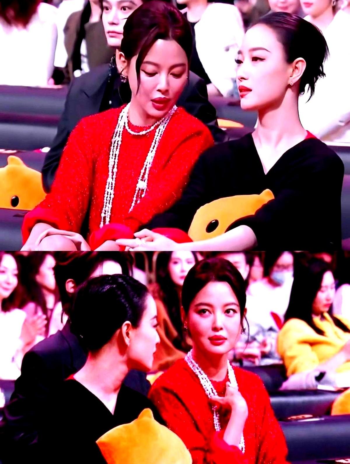 威尼斯电影节后的一场品牌宴会出现小插曲,现场视频里能看到倪妮刚挪椅子准备坐下,忽