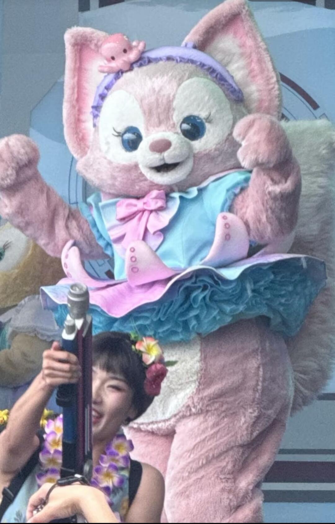玲娜贝儿的新衣服是一个开花肠🐙哈哈哈哈哈