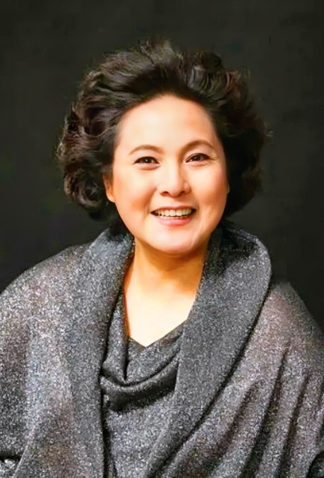 内地女演员张芝华的家庭关系一、前夫：郭凯敏，两人于1985年结婚，1987年生