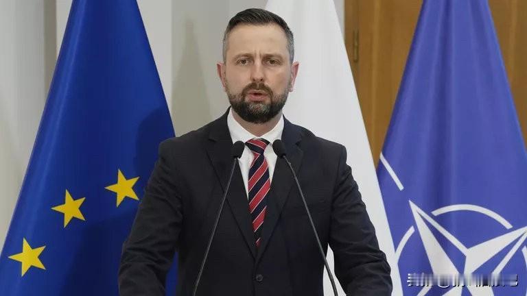 波兰国防部长科西尼亚克-卡梅表示，已经正式决定将剩余的米格-29战斗机全部无偿移