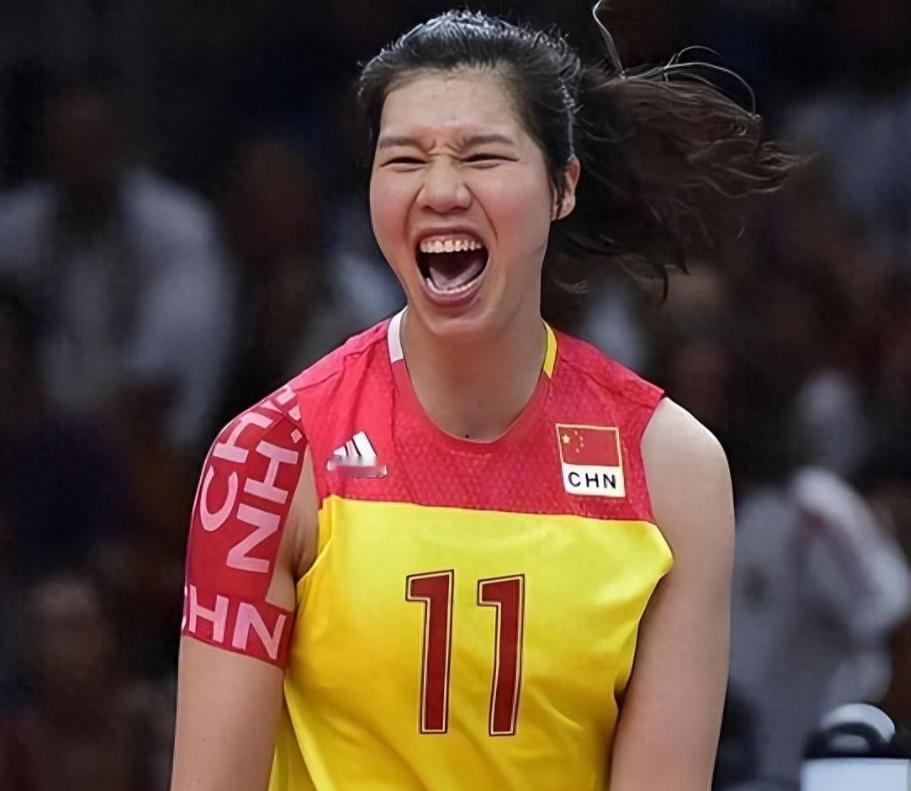 曾获女排奥运冠军，身高1米96，升任大学副院长之后，38岁低调嫁给圈外普