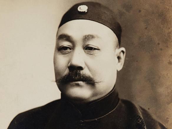 1916年，张作霖从奉天检查机关所扣留的电报中，获悉许兰洲在奉天城内布有耳目后，