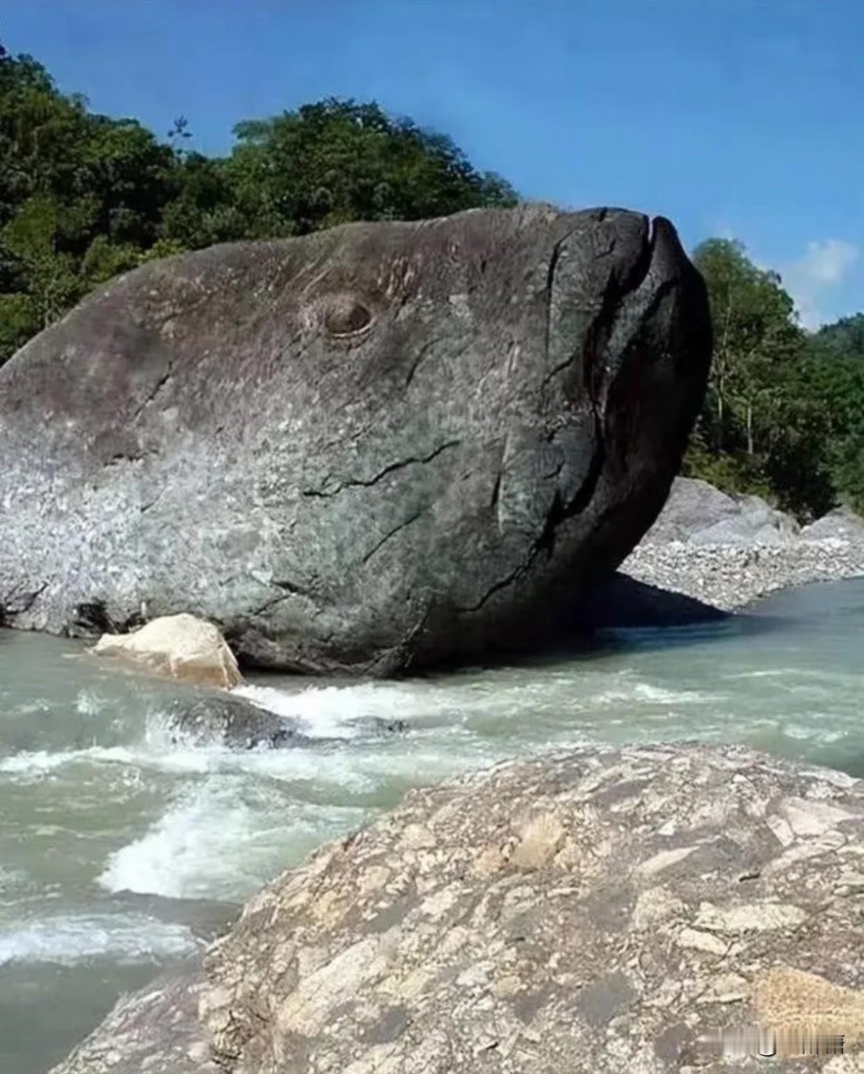 人有阴德会有財,有多少阴德就有多少财富!不图回报的做善事因此传统文化认为所