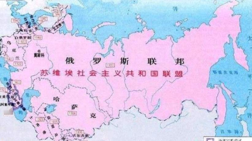 苏联解体之后，俄罗斯继承了主体疆域，仅仅损失了百分之二十四的领土，却直接从比肩美