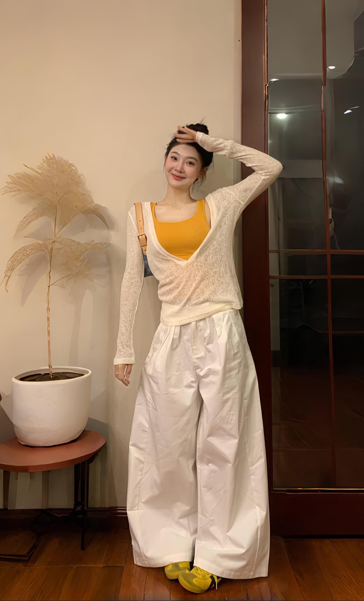 韩系松弛感穿搭