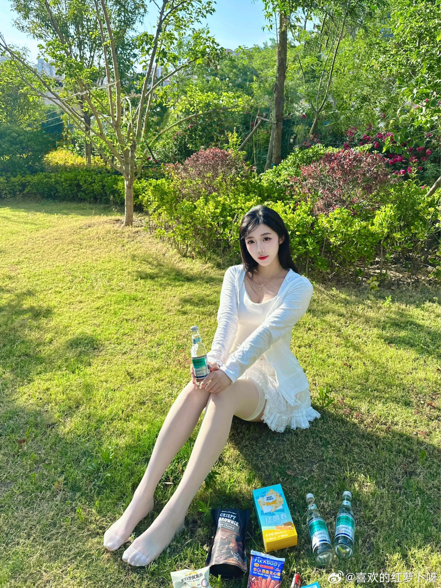 丝袜白裙，袜尖加固～​​​