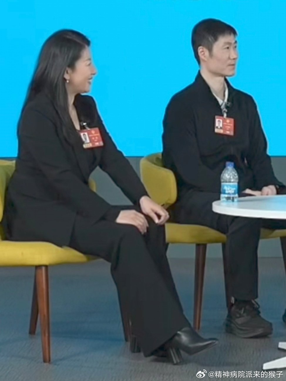 王励勤：因为从巴黎奥运会以后吧，樊振东就没有在国家队参与训练和参赛工作了，他只是