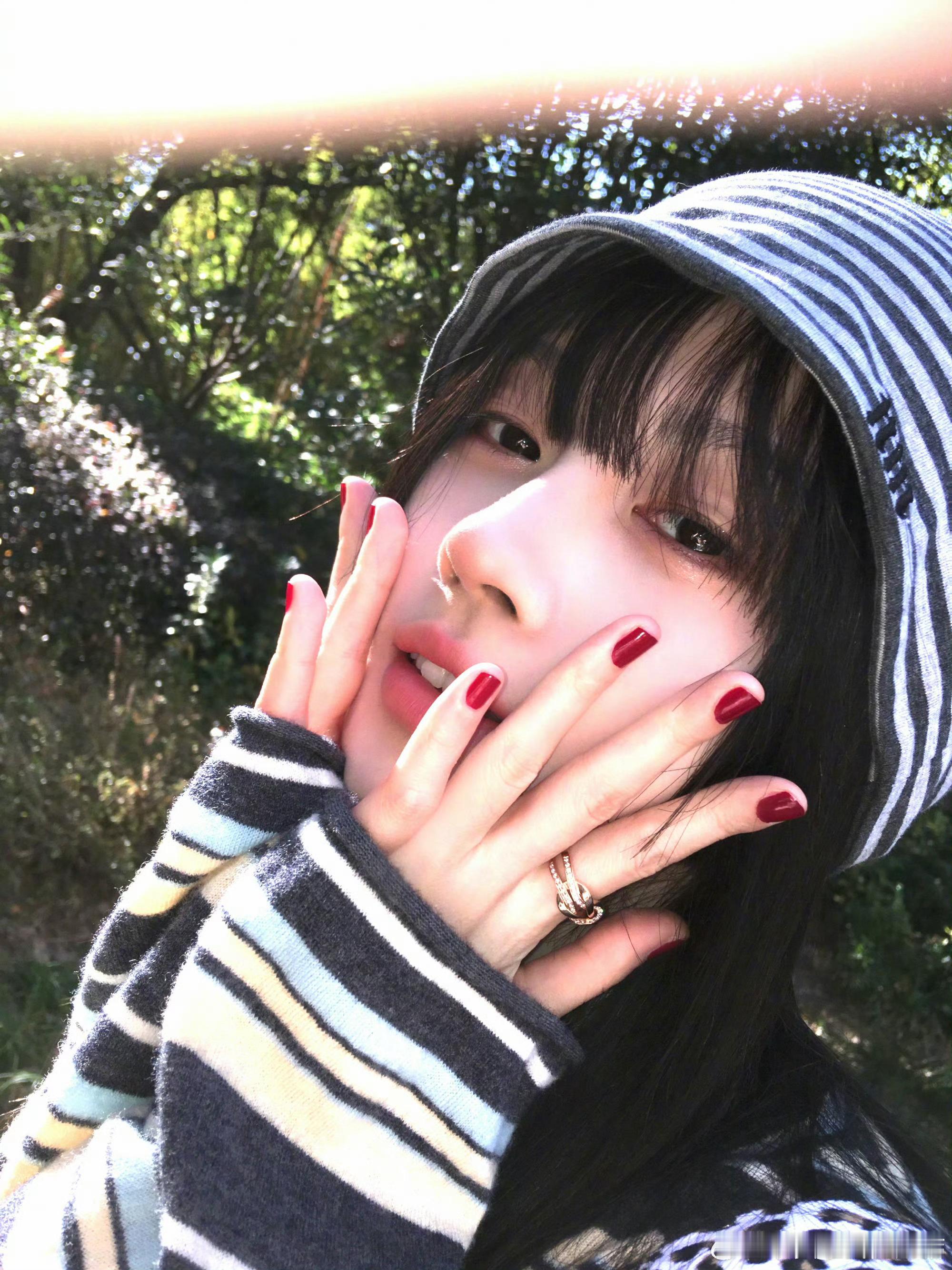 鞠婧祎真的是头像大户来的