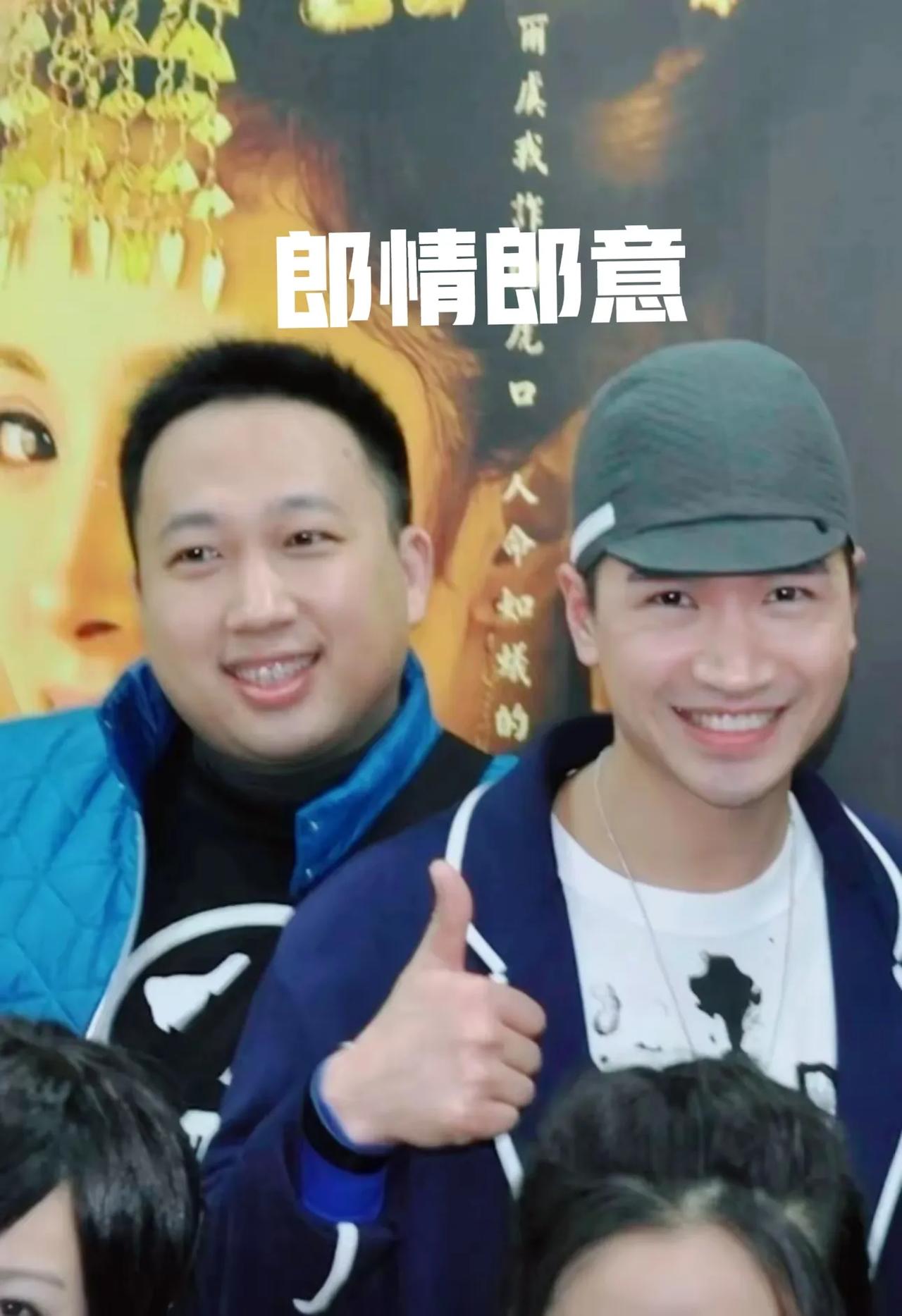 死丫头什么都是现编的：网友：何晟铭是你的白月光吧？跟同事十指紧扣很平常，我跟