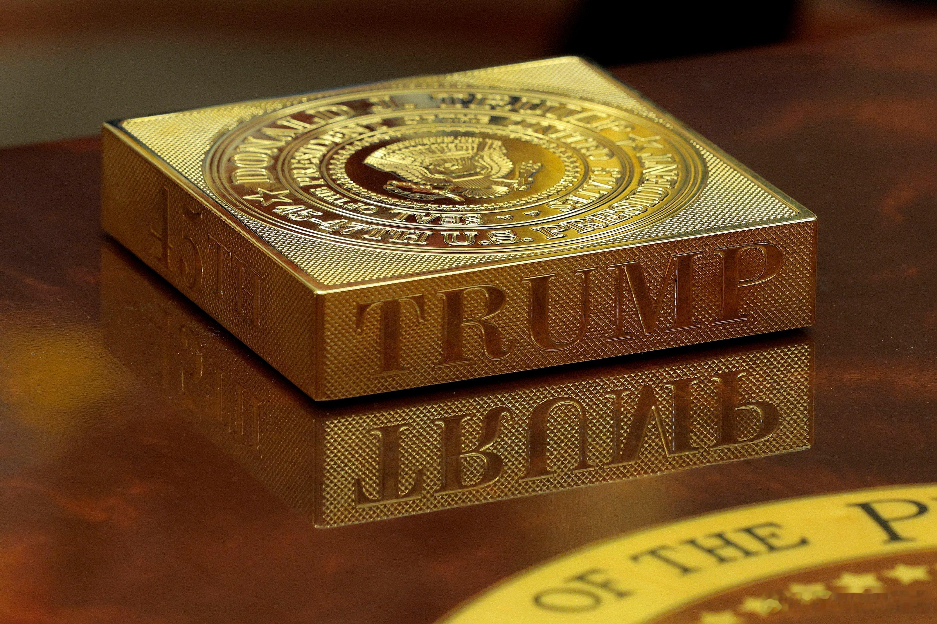 美媒，瑞士通过直接迎合美国特朗普的喜好，说服他降低苛刻的关税。一群瑞士商界领袖抵