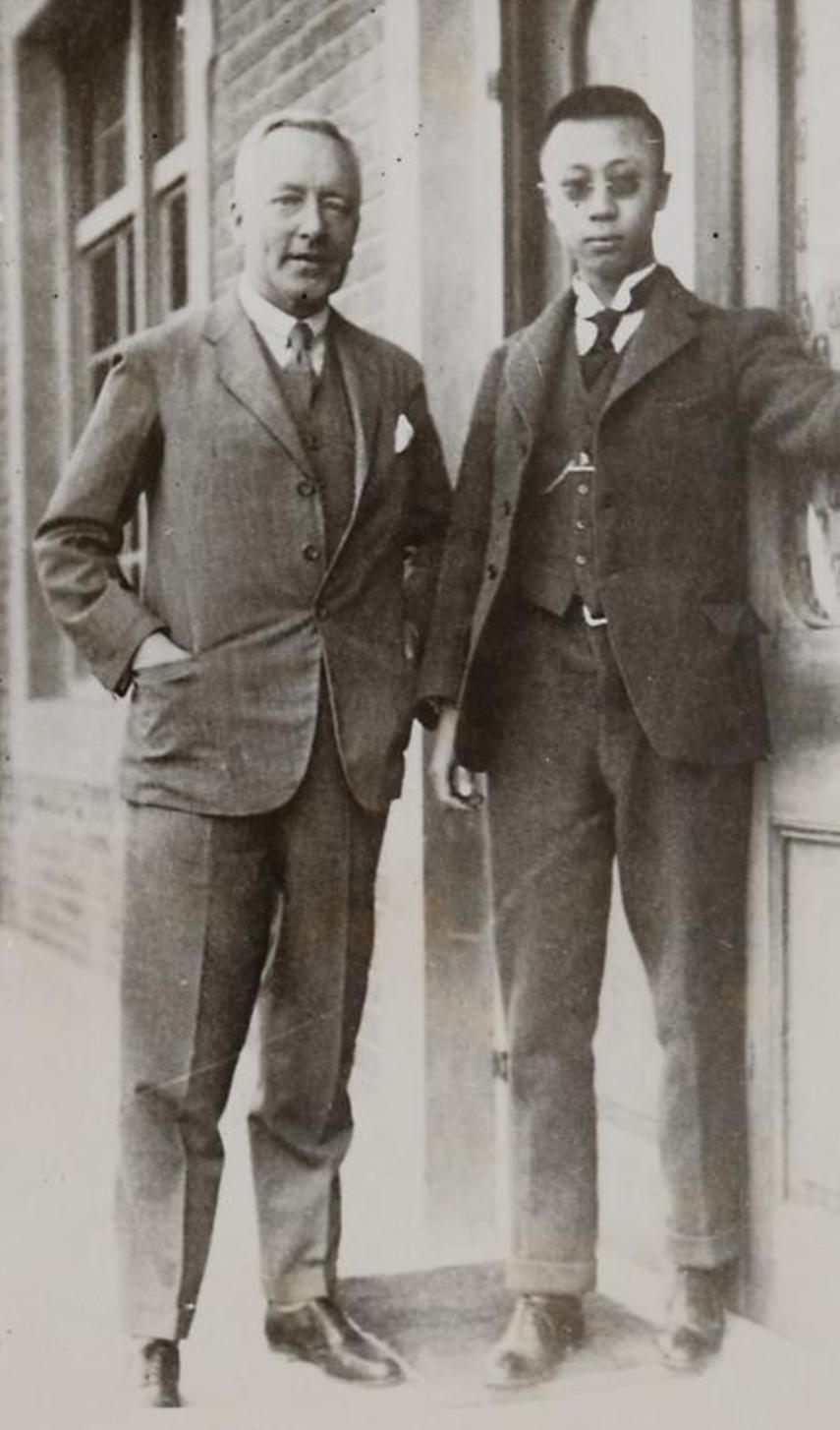 【溥仪用故宫宝物为日本地震捐款】溥仪在清宫后期，为赢得舆论支持，经常进行慈善