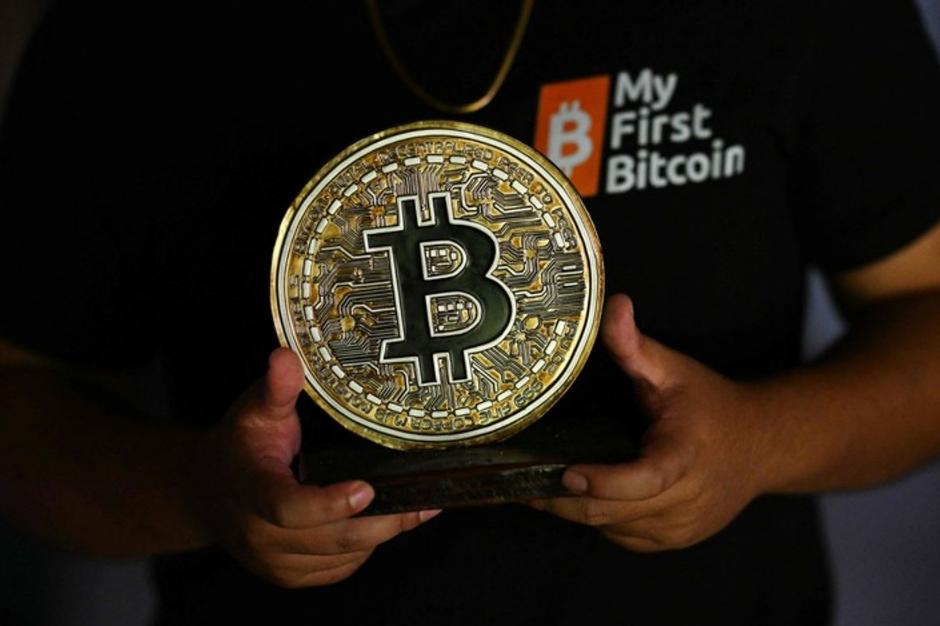 币圈大反转！86亿并购创纪录后，1万亿市值蒸发，比特币牛市神话碎了？12月