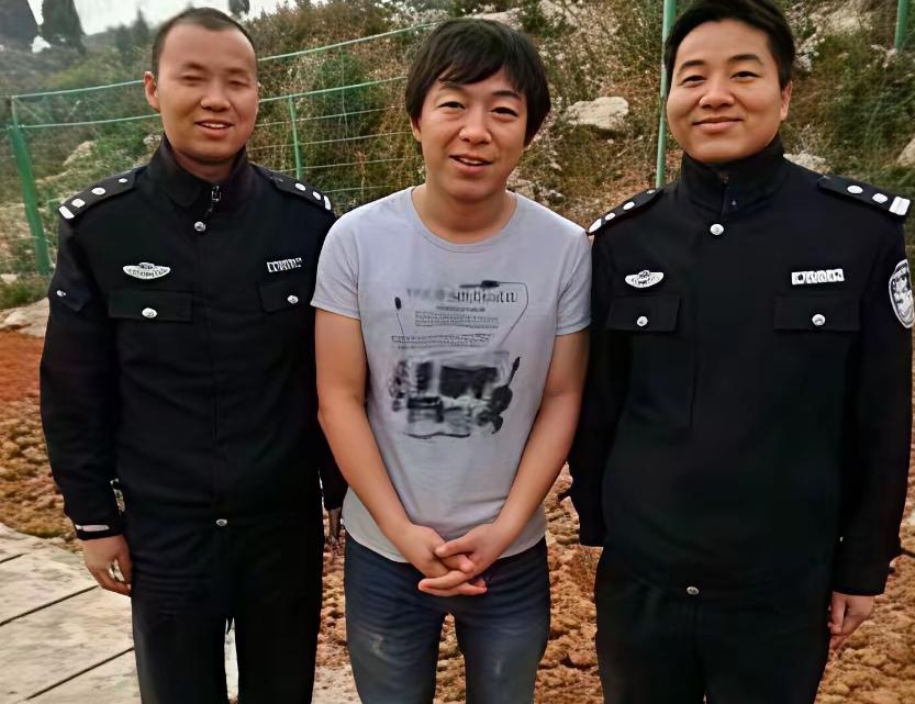 黄渤曾经幽默风趣地提醒过大家，可樊振东还是不小心踩雷。其实，不看见画面，谁也不知