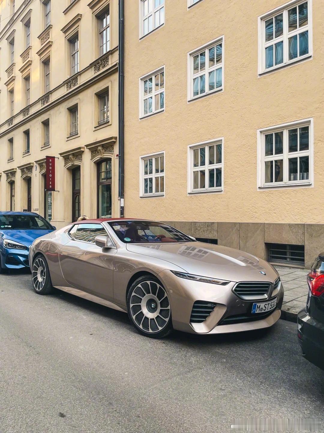 这辆BMW有点东西啊，你认识吗？