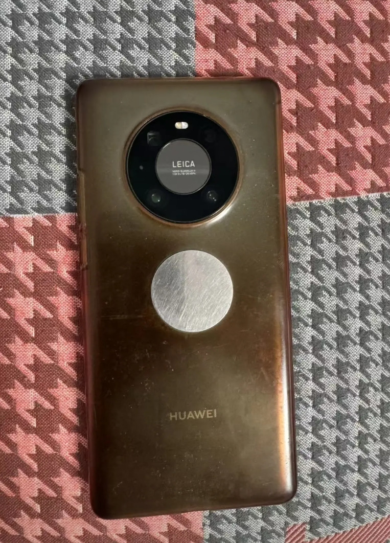 #华为手机一般可以用几年#我用的是华为mate40，2020年买的，5G版的。