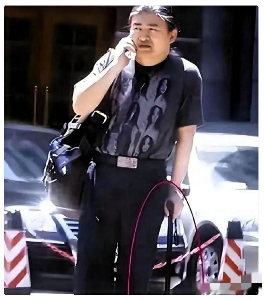 “不死的癌症”缠了他十七年，最后还是在上海走了。刘欢的离世，带着无尽的遗憾和