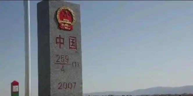 美国出来回应了！在我们反制美国之后，6月23日，根据美国之音报道，美国一名白宫官