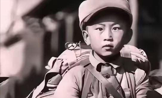 张全胜，9岁，中国远征军战士。可在1944年的松山战役中，他不幸被俘，日军直接恐