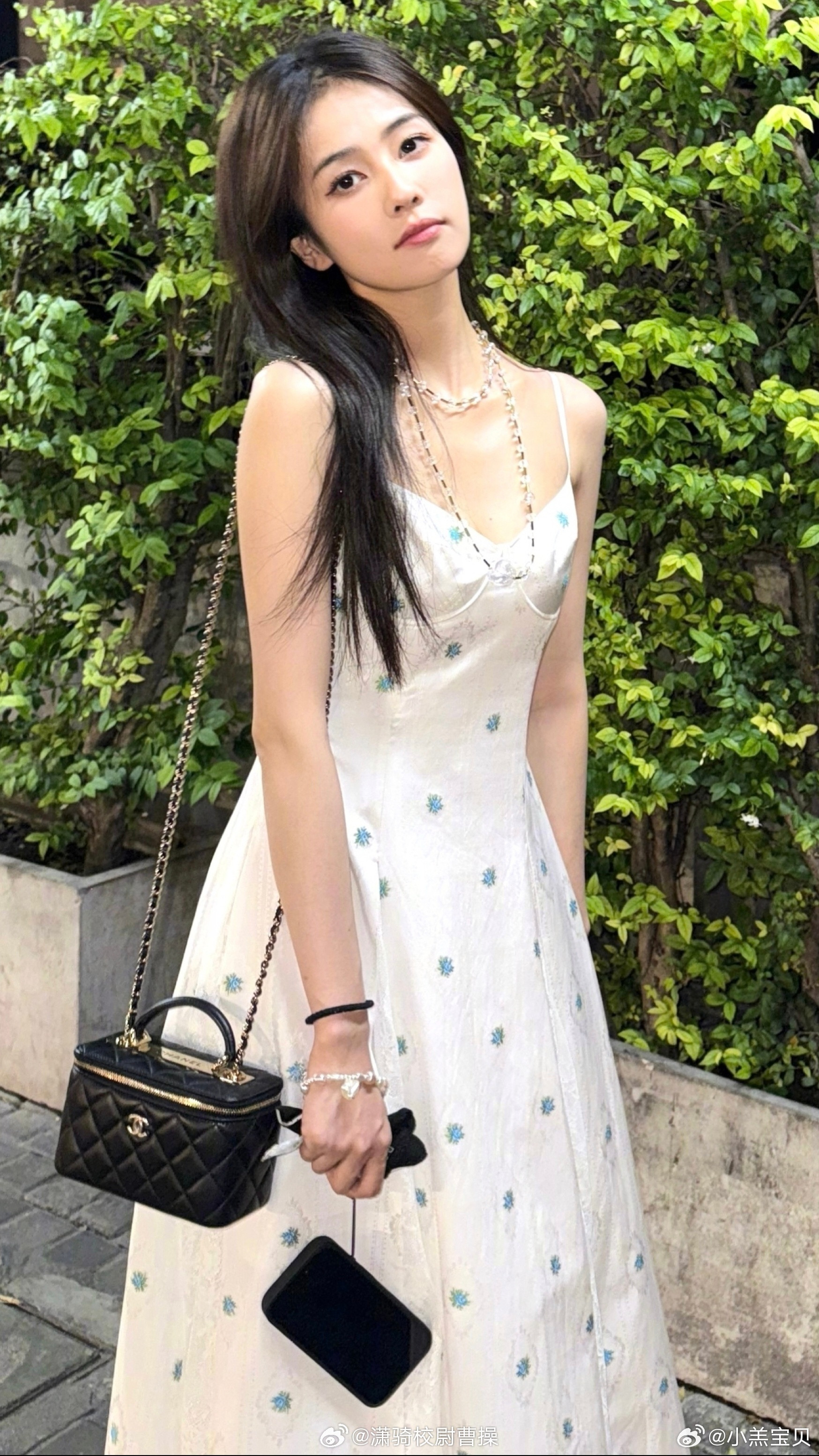 叶璃登顶白鹿给自己放了一天假白梦妍的假期生活照🤳全方位登顶白鹿好厉害！