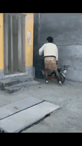 这是该叫还是不该叫呢？一装嘴全是屎💩。