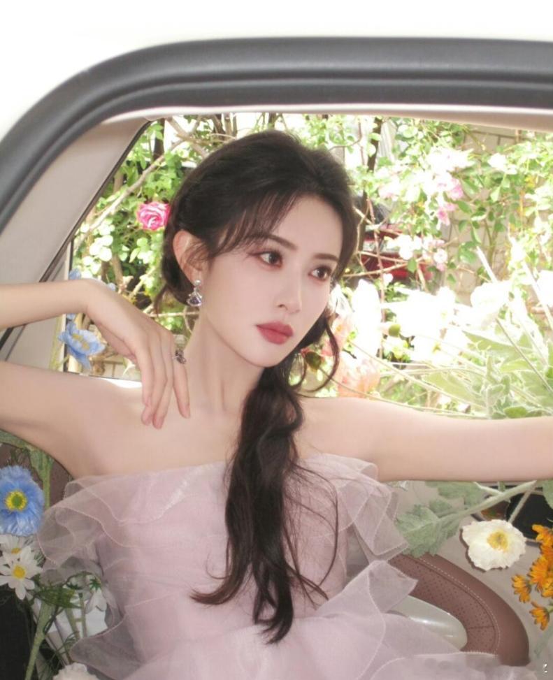 孟子义“笨蛋美人”人设翻车！高考512分实锤，奥数获奖是隐藏学霸？孟子义