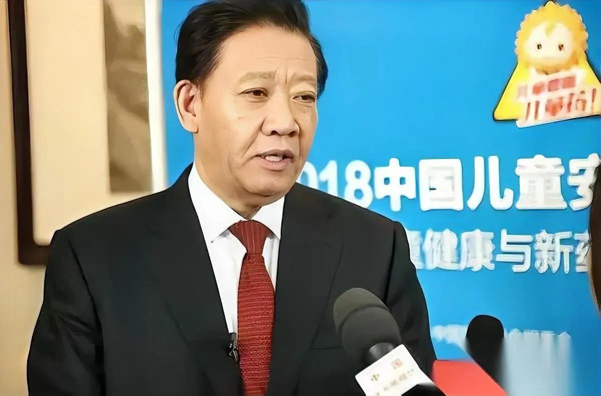 葵花药业那桩旧案很多人没看懂根本不是普通婚外情杀那么简单。关彦斌能做