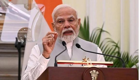 印度现在可能成为第二个乌克兰，为什么这么说呢？因为印度已经开始面对来自美国的压力