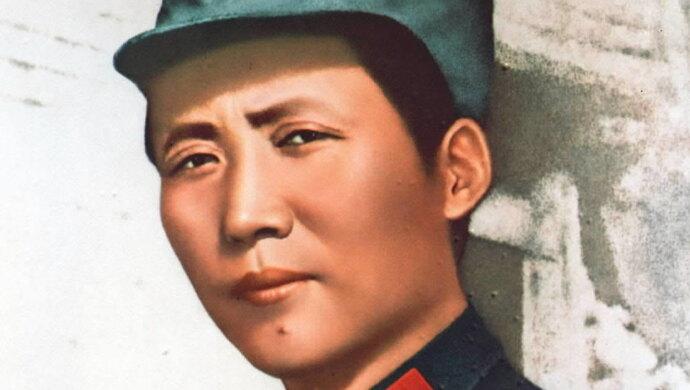 八次归零，八次重生，是毛泽东选择了新中国，还是新中国选择了毛泽东？ 第一次归