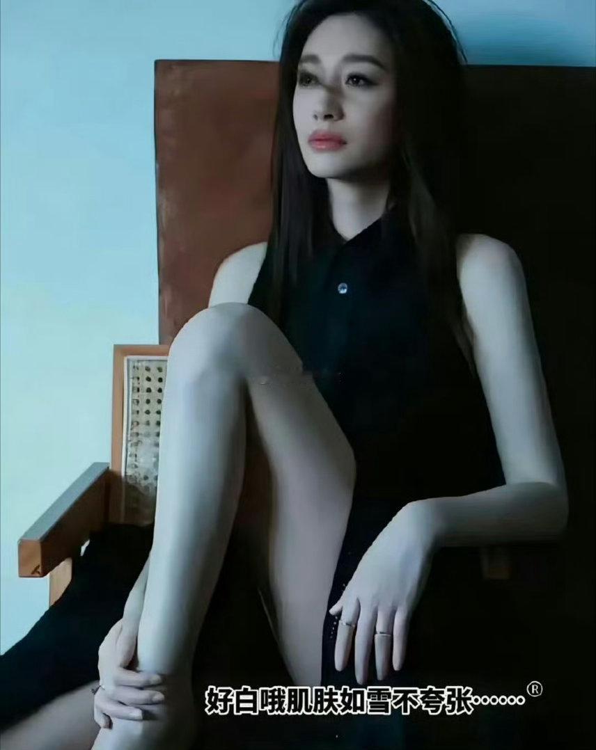 只知道李小冉是圈内公认的美女，却没想道有如此的历史心疼美女…